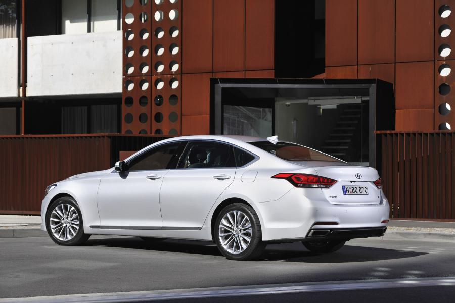  Hyundai Genesis 2014 года  (AU) (фото 11 из 30)